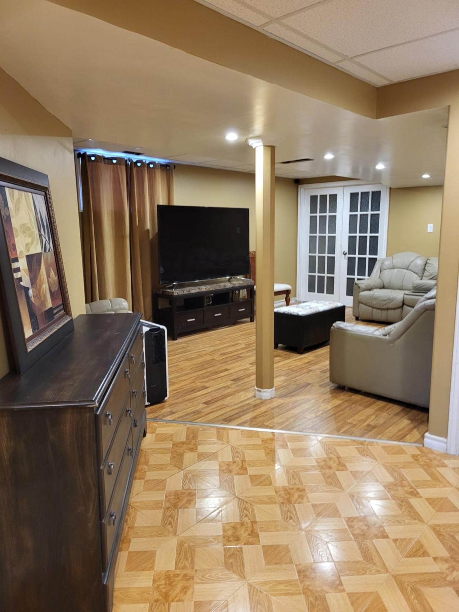 Main Suite Kingston Exterior photo